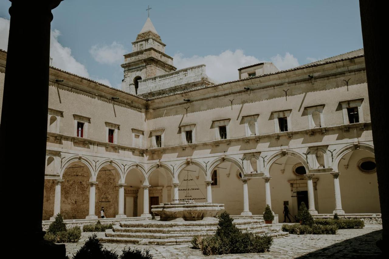 Abbazia Santa Maria Del Bosco Guest House Contessa Entellina Ngoại thất bức ảnh