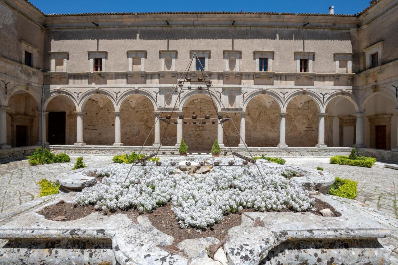 Abbazia Santa Maria Del Bosco Guest House Contessa Entellina Ngoại thất bức ảnh