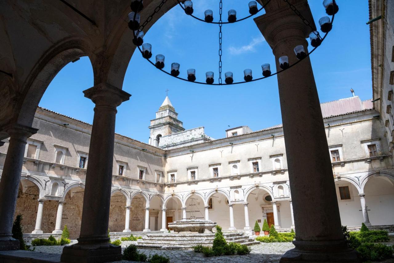 Abbazia Santa Maria Del Bosco Guest House Contessa Entellina Ngoại thất bức ảnh