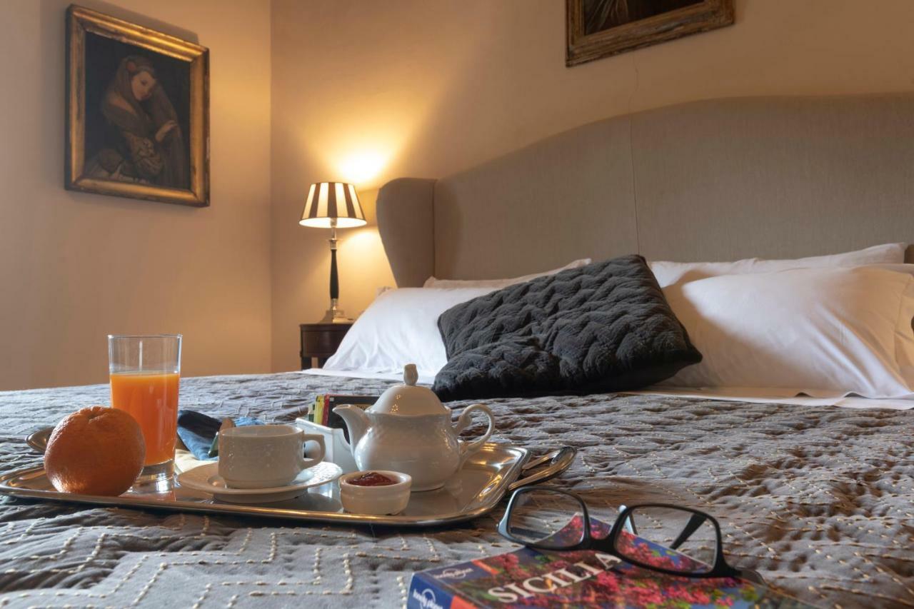 Abbazia Santa Maria Del Bosco Guest House Contessa Entellina Ngoại thất bức ảnh